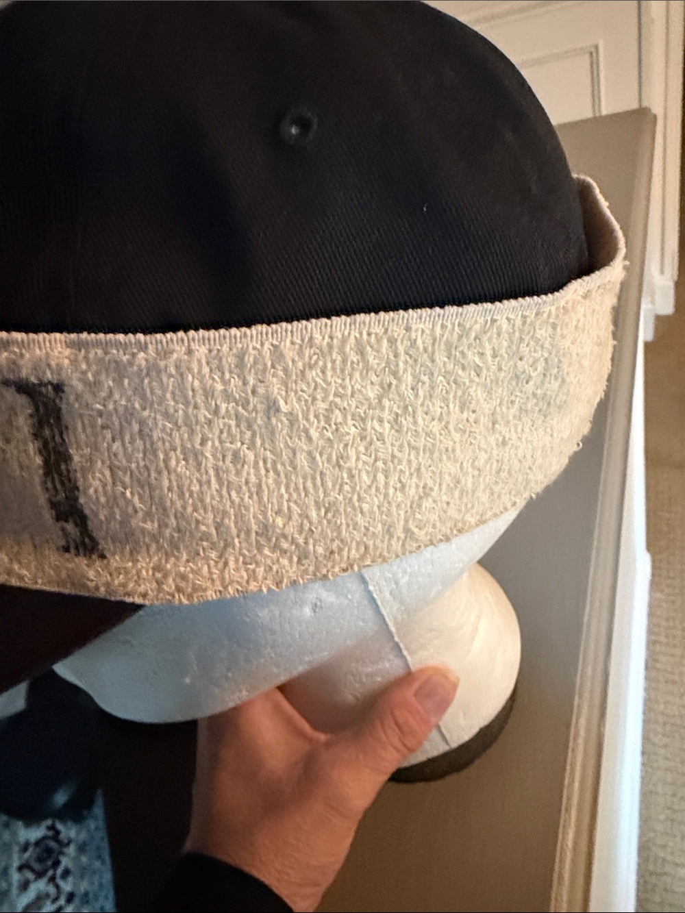 Gucci hat - Picture 16 of 17